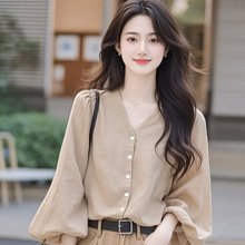 韩系气质高级感小个子上衣宽松遮肉显瘦卡其色衬衫女2025春秋新款