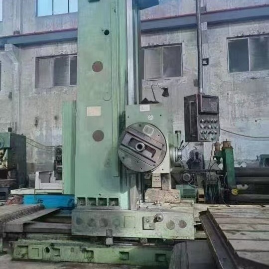 处理二手中捷TPX6213落地镗铣床加工高度2.5米主轴转速800