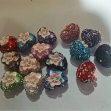 热销满钻爱心树脂花朵软陶心形钻球直孔珠子可穿笔DIY手机链配件