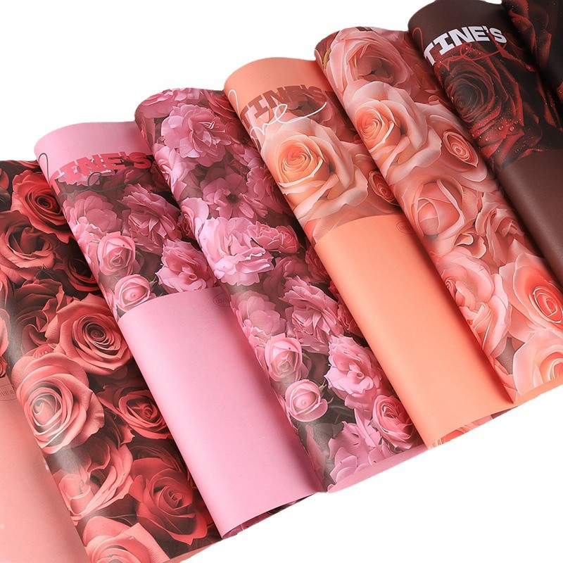Amantes de la serie de flores en papel de embalaje de rosas en línea de alto nivel sensación de ramo romántico floral envoltura floral material florista al por mayor
