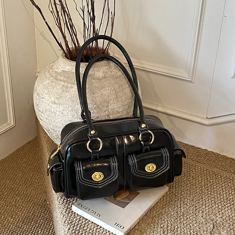 Luxury Vintage Motorcycle Bag For Women - New Fashion Large Capacity Boston Handbag, Versatile Shoulder Bag For Commuting - Thumbnail 3