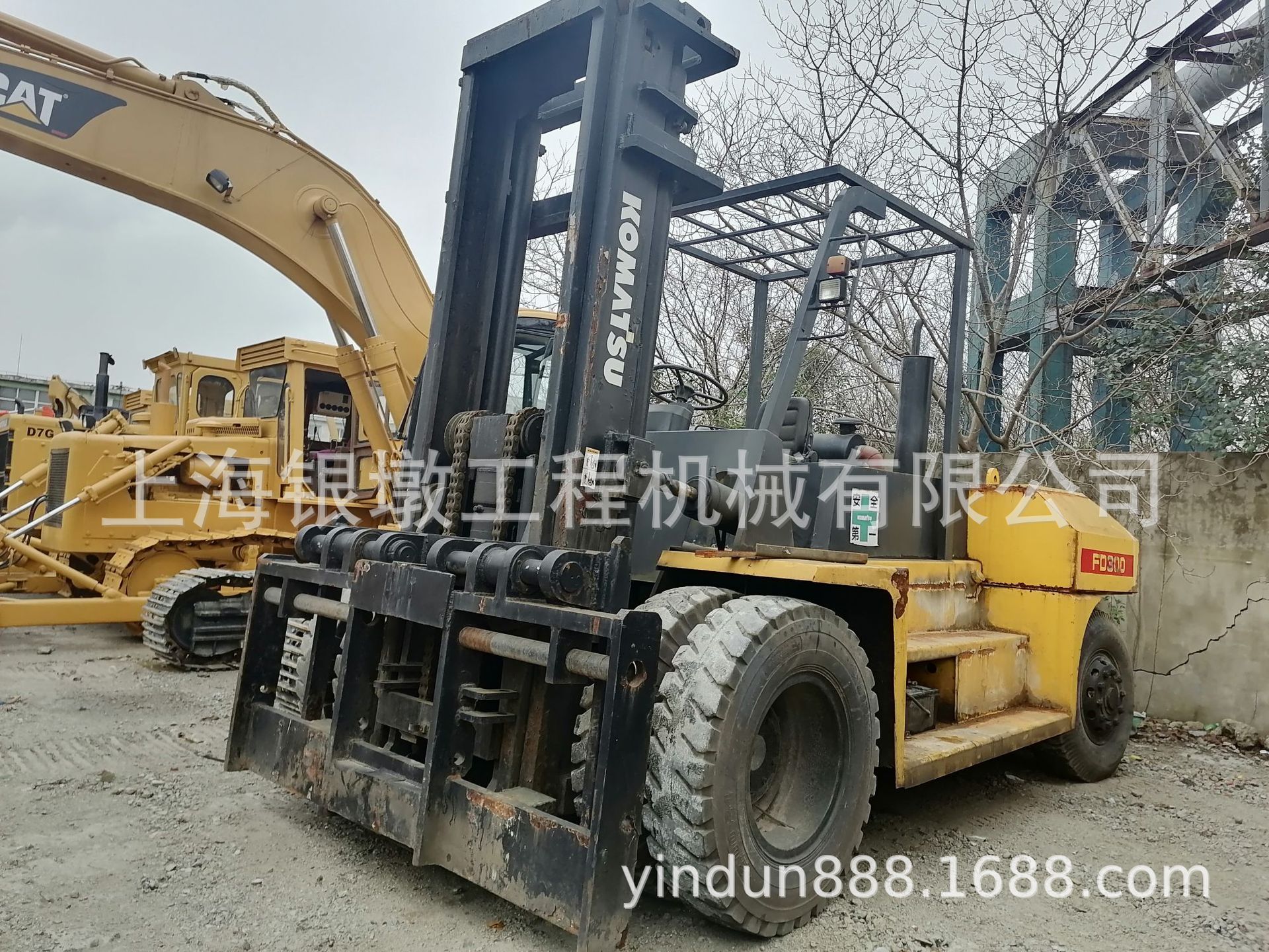 KOMATSU小松30吨二手叉车 小松25吨柴油叉车 TCM20吨18吨