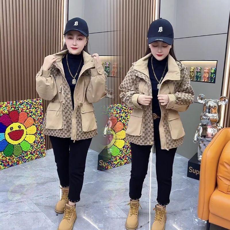 Windbreaker coat 2022 new pattern Korean Edition Western style Mosaic Waist Easy Large Show thin Pizex