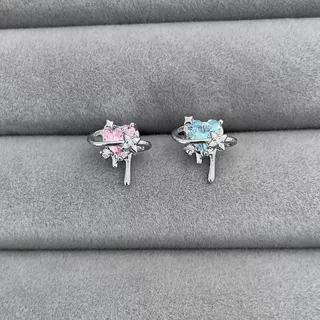 316L钛钢耳钉时尚创意闪耀四芒星绕爱心耳骨钉甜美个性设计感耳饰
