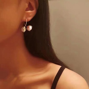 14k gold-injected bud cross earrings and retro 7-8MM natural half-hole meter-shaped freshwater pearl S925 tremella needle