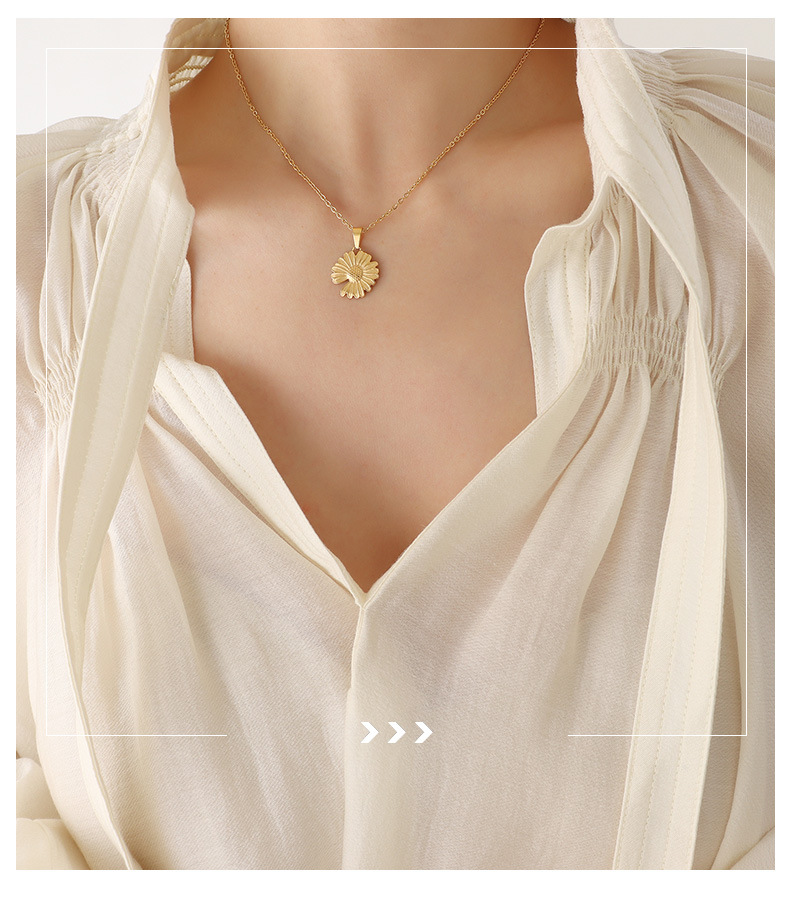 Womenu0027S Fashion Daisy Titanium Steel Necklace Plating Stainless Steel Necklaces