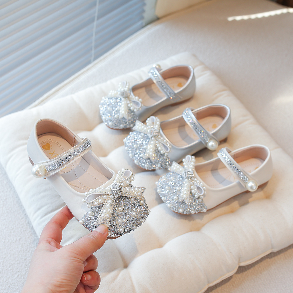 Zapatos de princesa de moda para niñas 2026 otoño nuevos zapatos de abertura superficial zapatos de arco de cristal zapatos de cuero para niños image 3