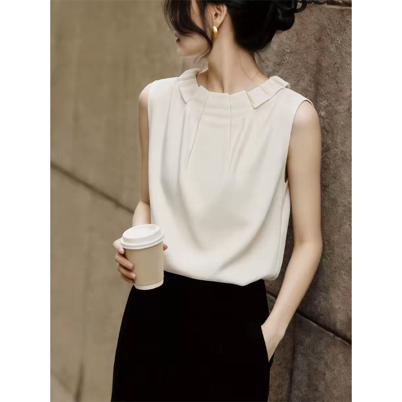 French-style pleated round-neck sleeveless design off-white shirt for women, new summer fashion casual solid color pullover top French-style pleated round-neck sleeveless design off-white shirt for women, new summer fashion casual solid color pullover top