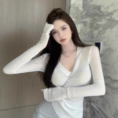 V领正肩微透长袖T恤女早秋薄款百搭小众气质修身内搭打底衫上衣冬