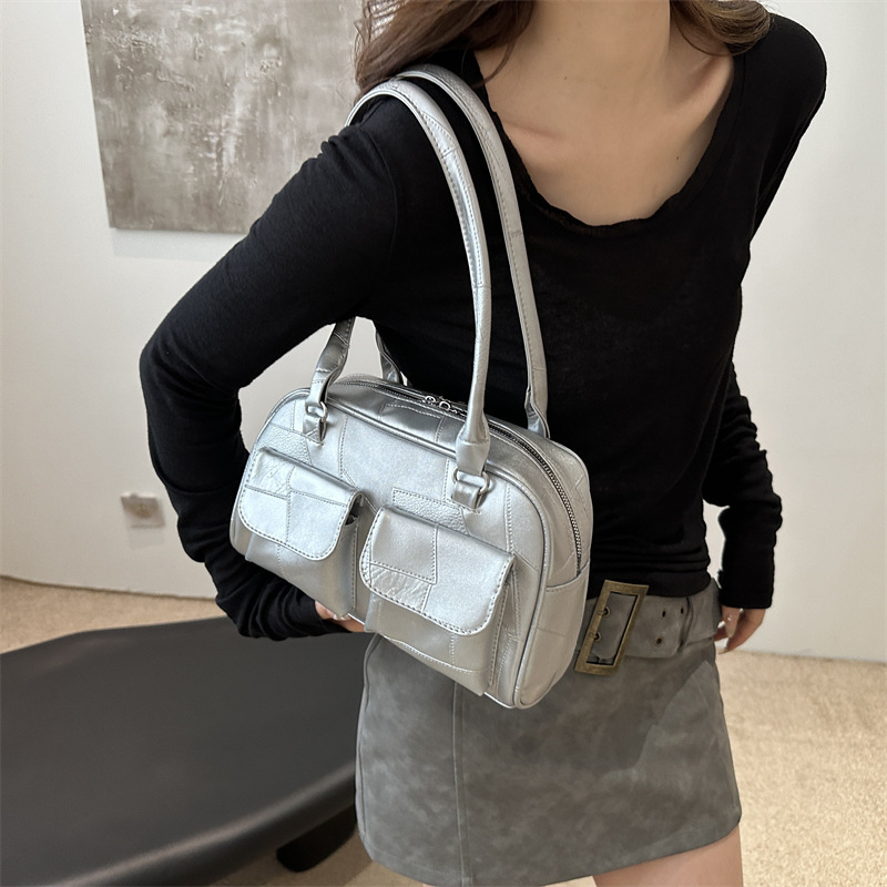 Vintage College Casual Capacity College Commuting Coreana 2024 New Shoulder Underarm Bags