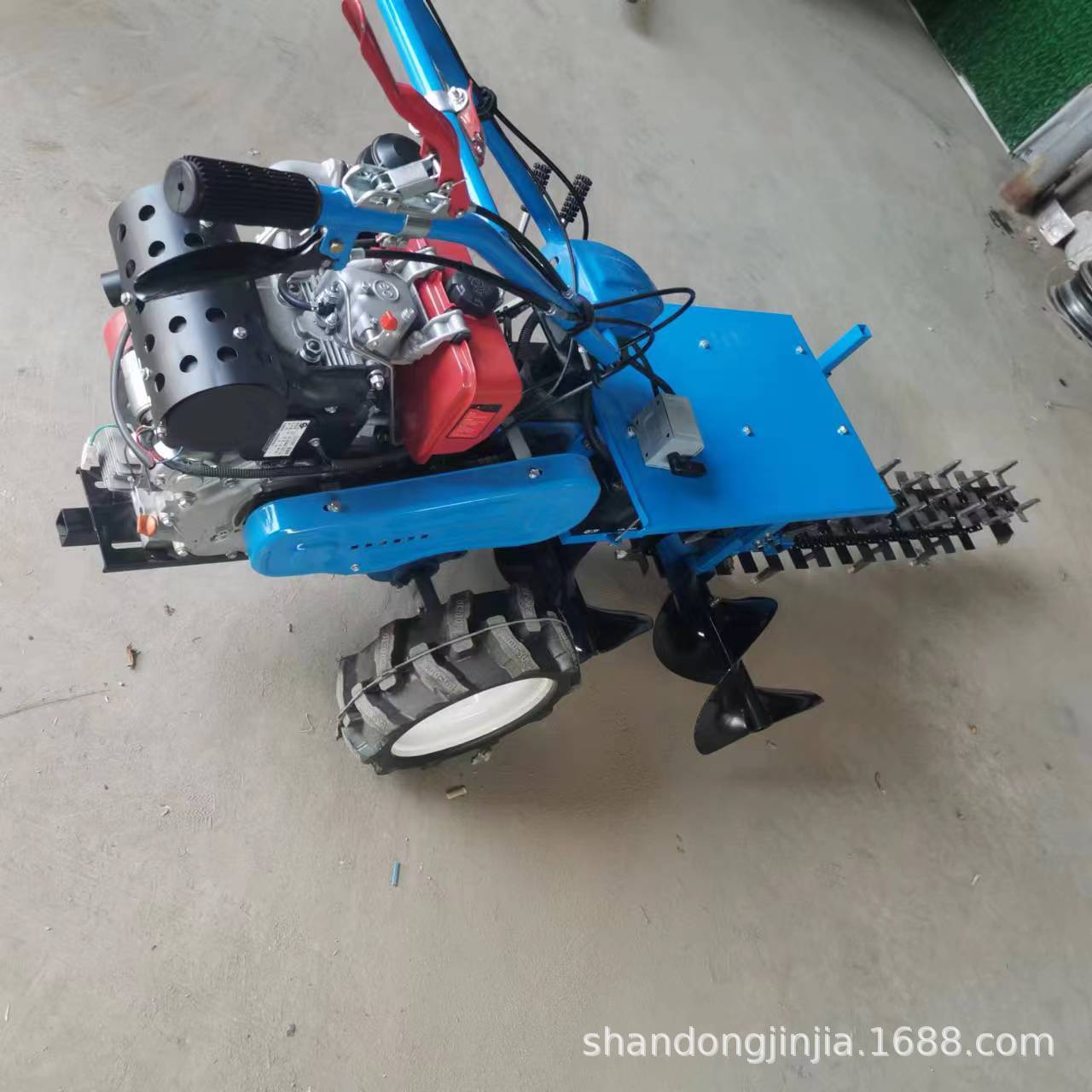 小型农用山地果园挖沟机 手扶式自走式柴油电缆开沟机