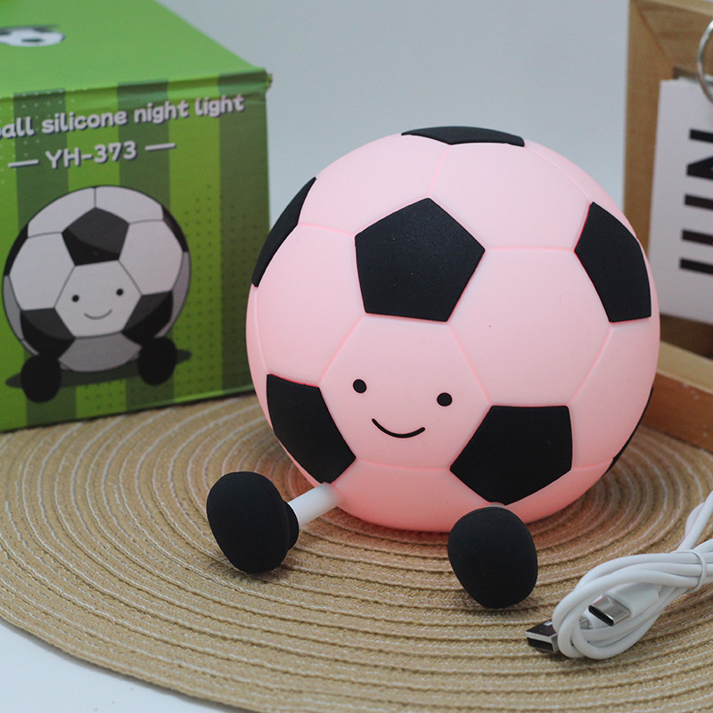 Explosiones transfronterizas al por mayor de fútbol de silicona lámpara de noche lámpara de dormitorio atmósfera lámpara creativa regalo de cumpleaños para niños