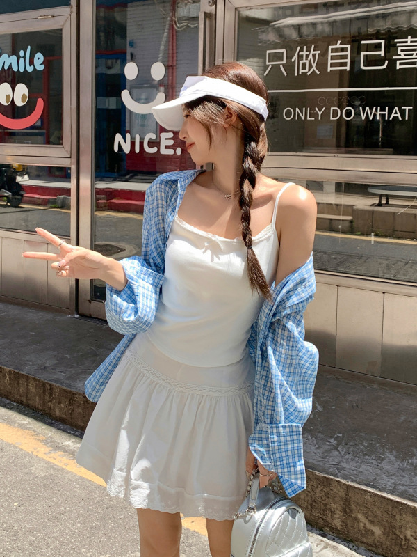 ホットガールレースステッチ胸パッド付き美しいバックサスペンダー女性の2025夏の新しい通勤アウターウェア無地インナートップ|undefined