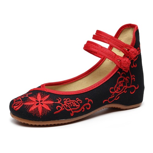 Low-heeled shoes, blue and white porcelain shallow mouth tendon bottom embroidered cloth women's shoes, mother's shoes dance