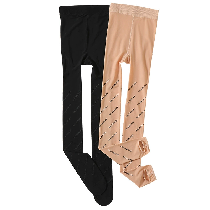 Black base tights, internet celebrity