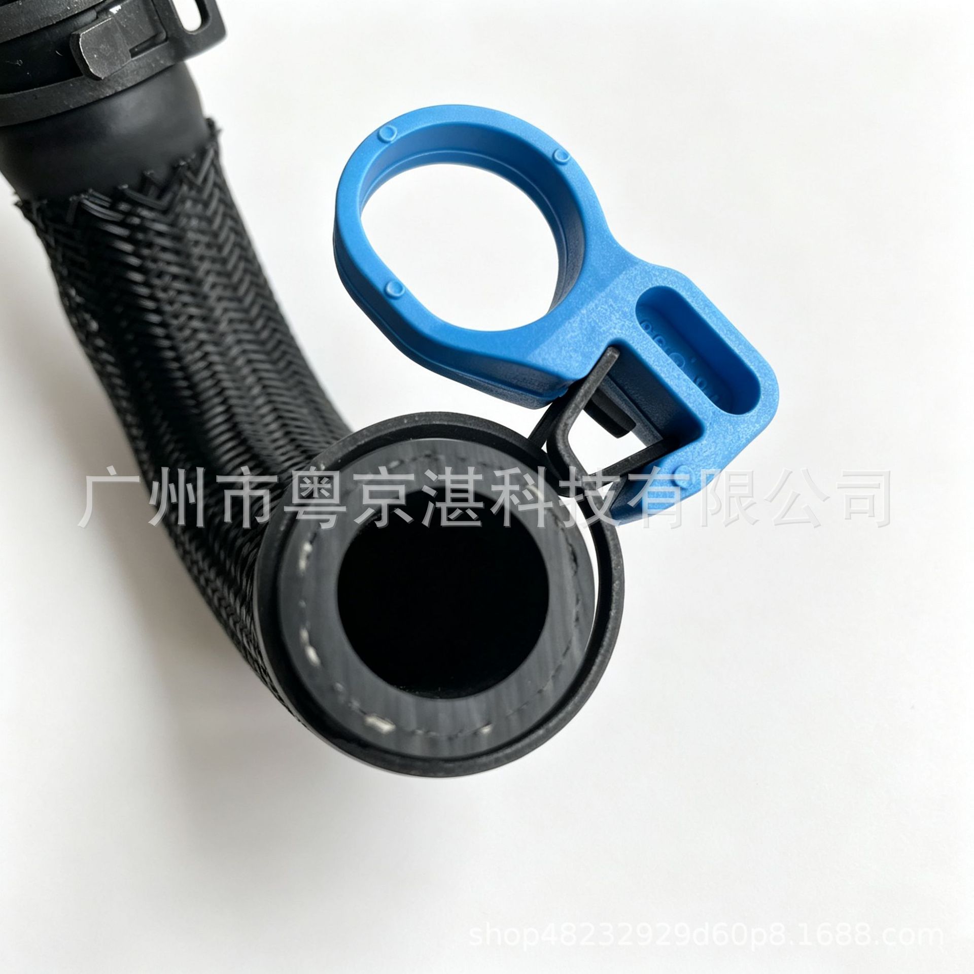 lr121755 t4a43992 rubber coolant hose, compatible with Land Rover Discovery 5, Range Rover, Range Rover Sport, and Jaguar F-PACE