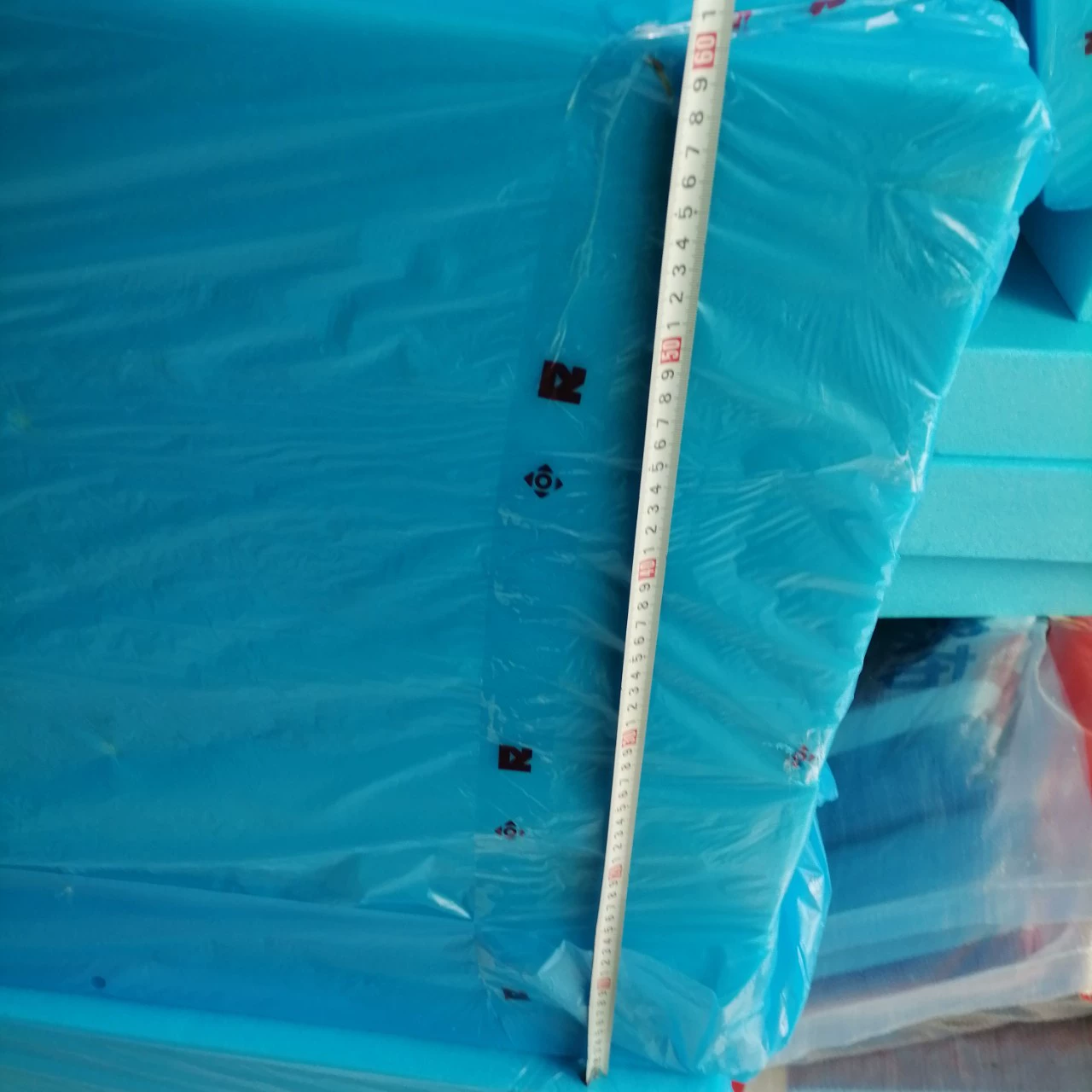 Пенопласт толщиной 10 см в наличии Блок класса B2 наружная стена Экструдированная плита XPS для крыши теплоизоляция полистирольная плита