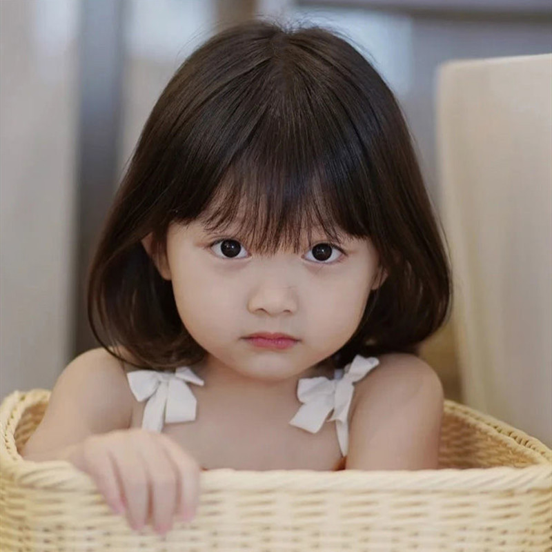 Peluca para niños hembra negro Bobo Cabeza corta pelo recto flequillo recto fibra química Pelo Corto Peluca de cabeza de princesa en stock generación pelo