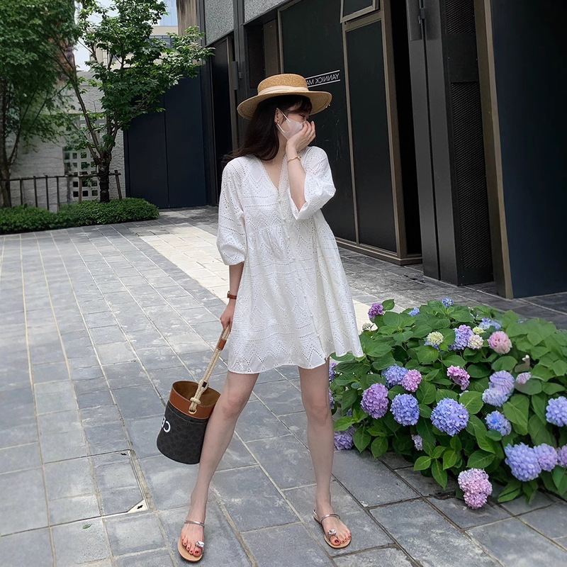 French Style First Love Crocheted White Dress for Women 2023 Summer New Style Puff Sleeve V Neck Cut Out Baby Doll Dress