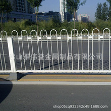城市交通U型京式隔离栏马路中间N型警示临时围栏M型市政京式护栏
