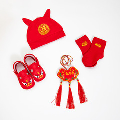 Baby socks pure cotton spring and autumn newborn hat 0-1-3 full moon clutch birthday tiger head shoes red