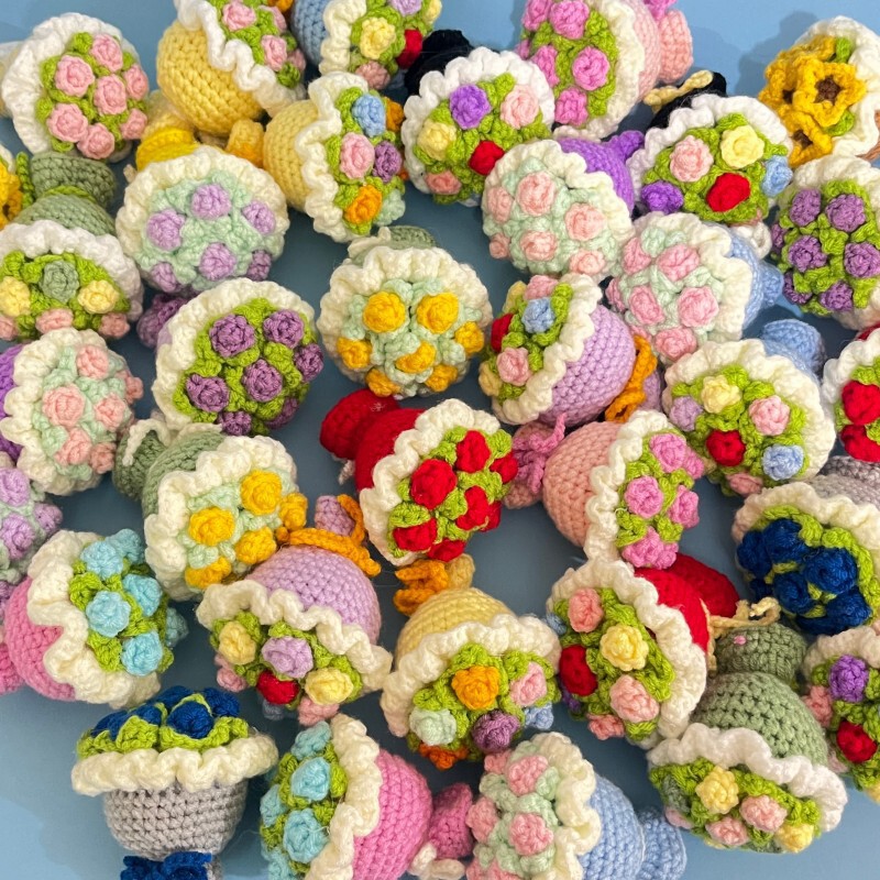 Crochet Yarn Bouquet, Rose Flower, Creative Knitted Bouquet, Sunflower Keychain, Bag Pendant, Accessories