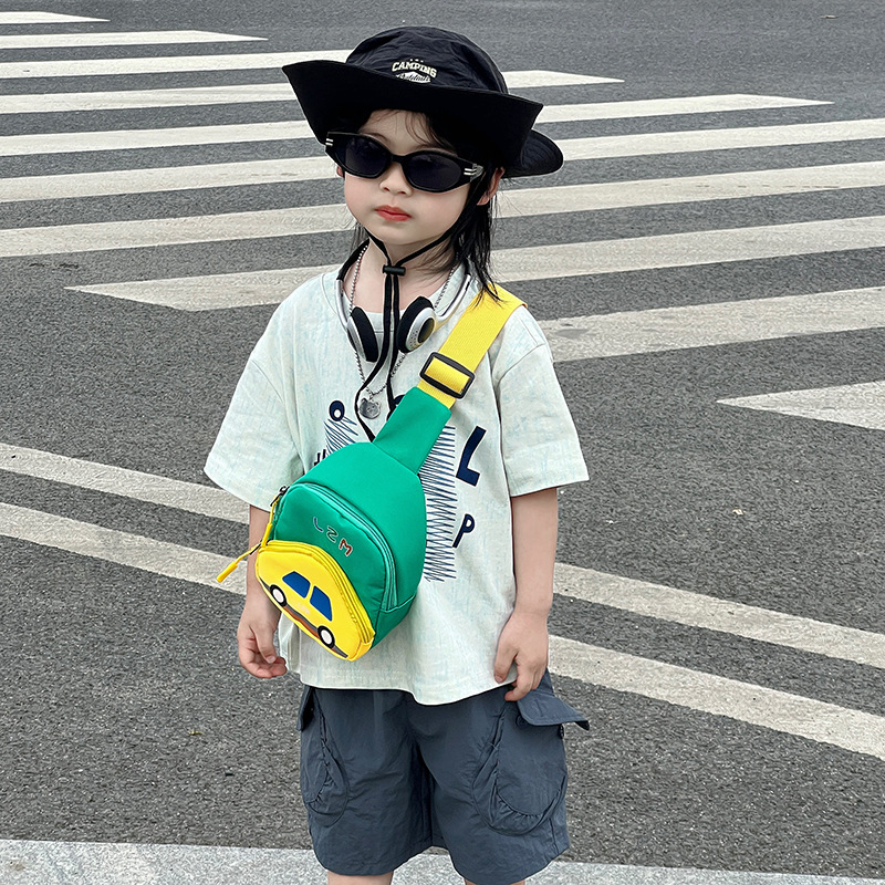 Cartoon lindo coche para niños y niñas bolso de pecho estilo occidental mini bolso de mensajero para bebés nuevo bolso para niños de color en contraste