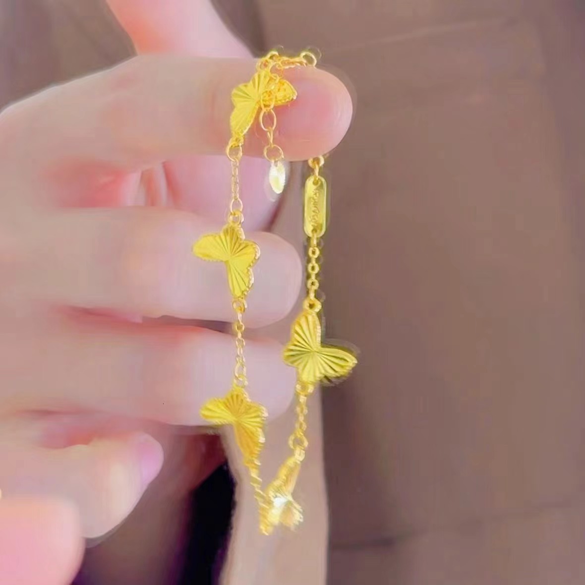 Nouveau bracelet papillon laser flash plaqué or pour femme, simple, tendance, léger, luxueux, élégant_voghion.com