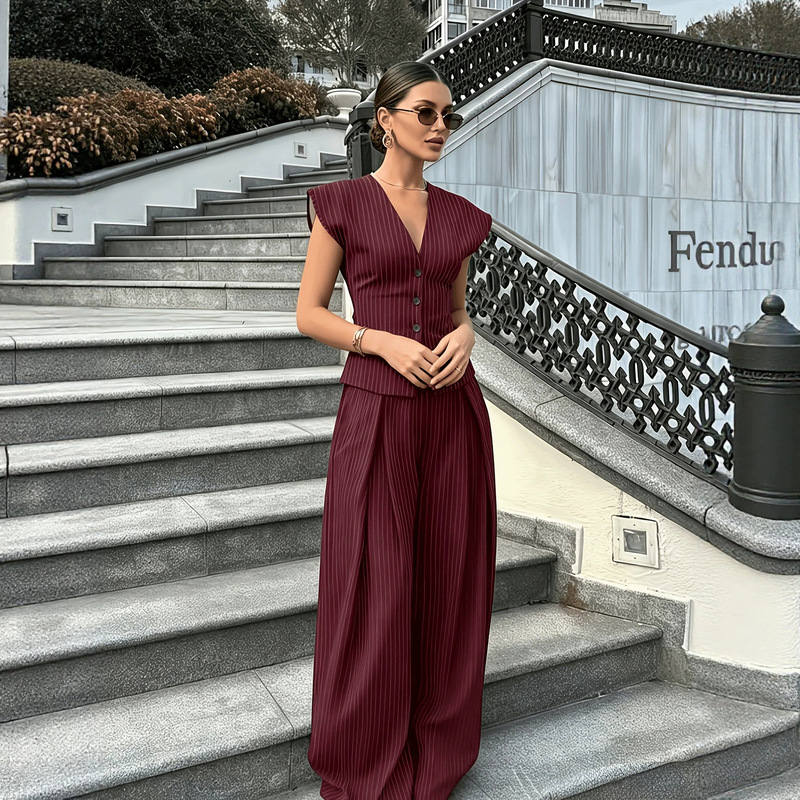 2026 Custom Women's Fashionable Elegant Two-Piece Set: Sleeveless V-Neck Striped Blazer Paired with Pleated Wide-Leg Pants