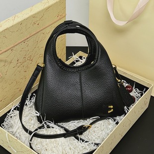 �W��������֦�y�¿�羳Ů���˻@�ӕr�к��s�μ�б�����������