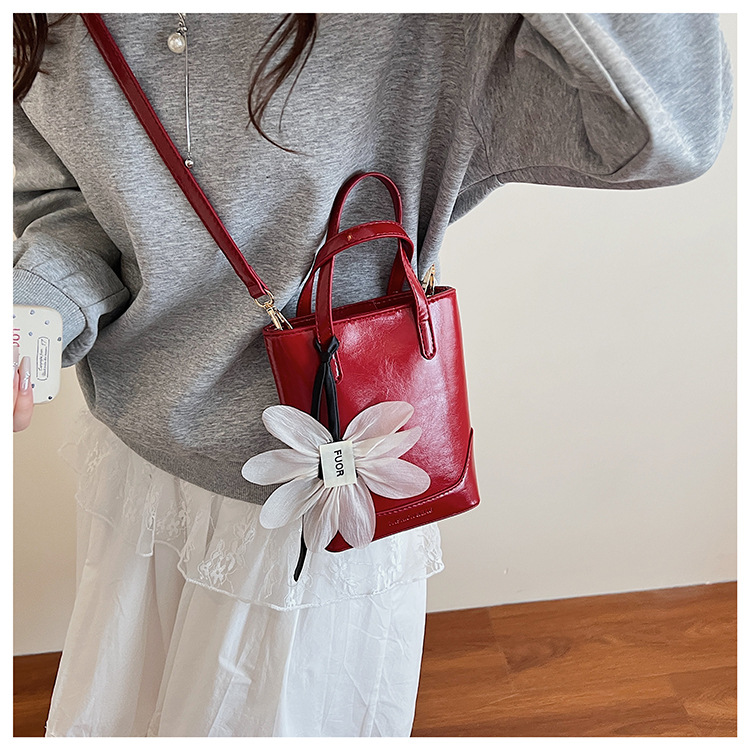 Fashionable and high-quality hand-held small bag for women, 2025 new summer Instagram versatile phone bag, Korean style trendy crossbody bag undefined