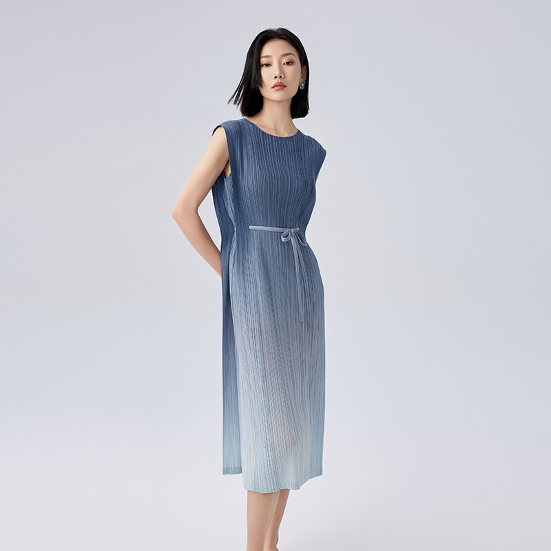Pleated Clothes Wholesale 25 Summer New Gradient Smudged Dress Simple Style Slimming Look Slim Lace-Up Mid-Length Skirt for Women Pleated Clothes Wholesale 25 Summer New Gradient Smudged Dress Simple Style Slimming Look Slim Lace-Up Mid-Length Skirt for Women
