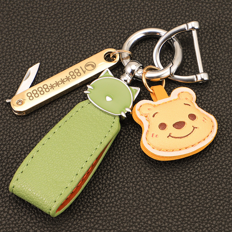 Macaron color gato cuerda de mano llavero de coche colgante de oso de fresa colgante de llavero de oso de cuero de alta calidad colgante de llavero de oso Pooh