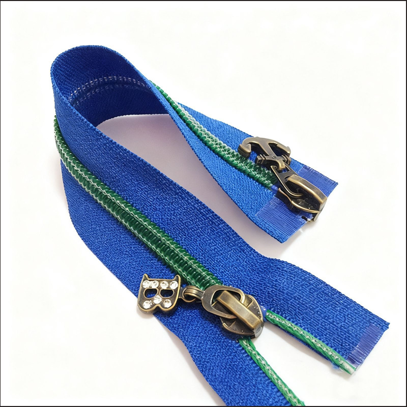 厂家生产直销5#尼龙双开尾拉链拼色拼齿 蓝色青铜装饰钻石拉头