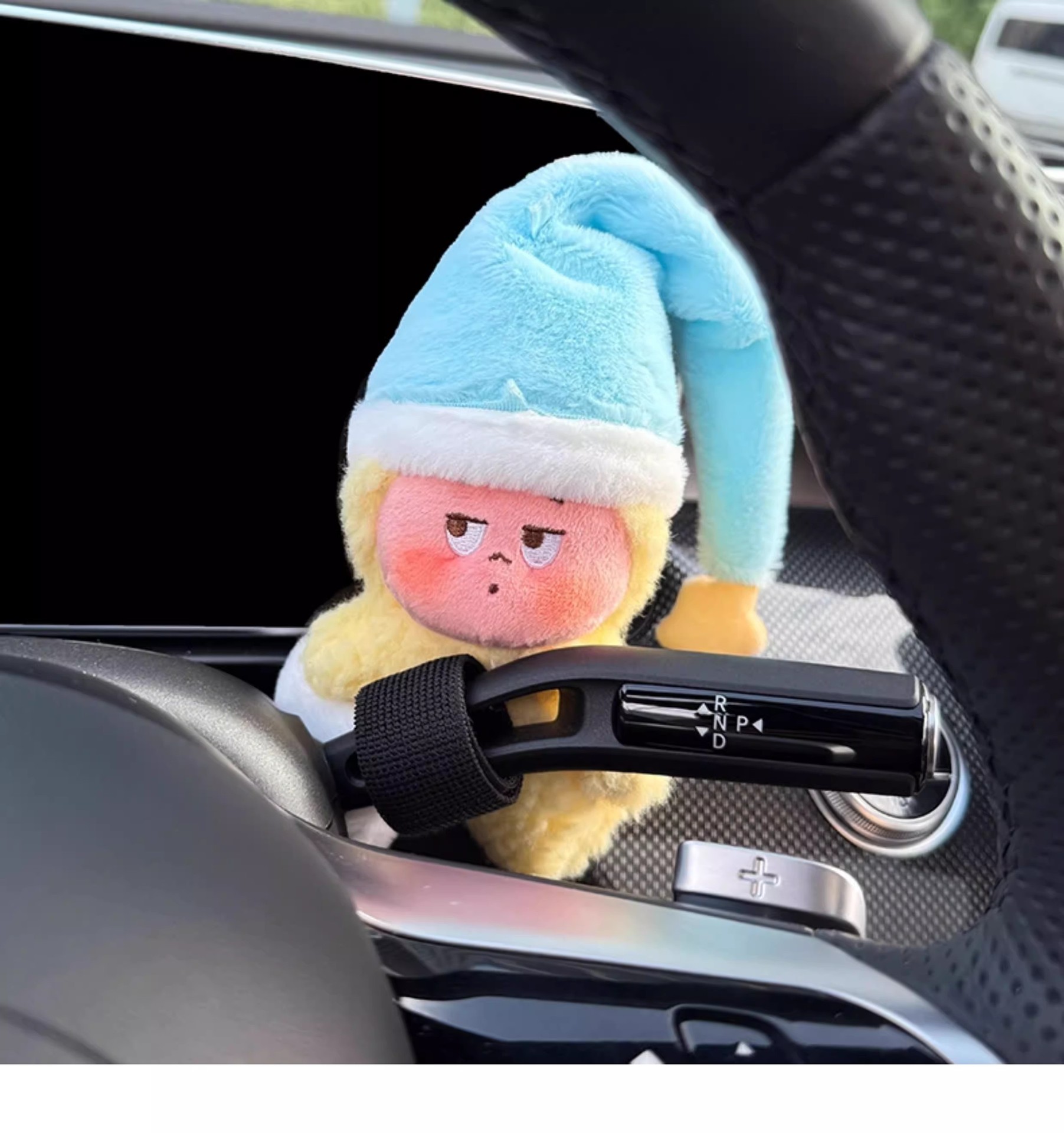 New car gear shift decoration accessory, cute star-shaped figure, wiper decoration doll, turn signal light toy for women