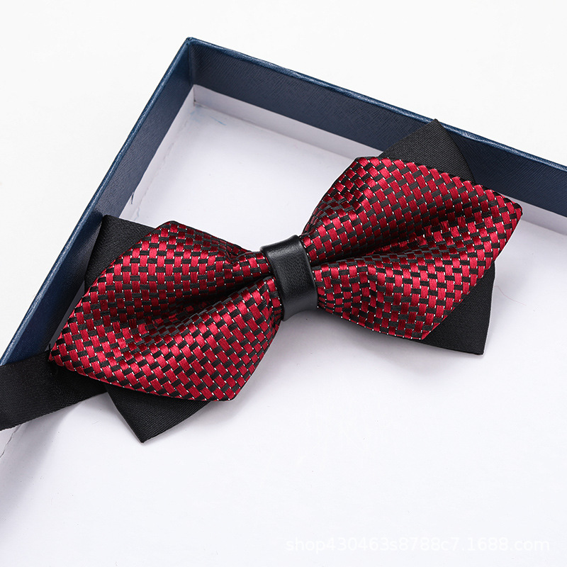 삼각형 보라색 나비 넥타이