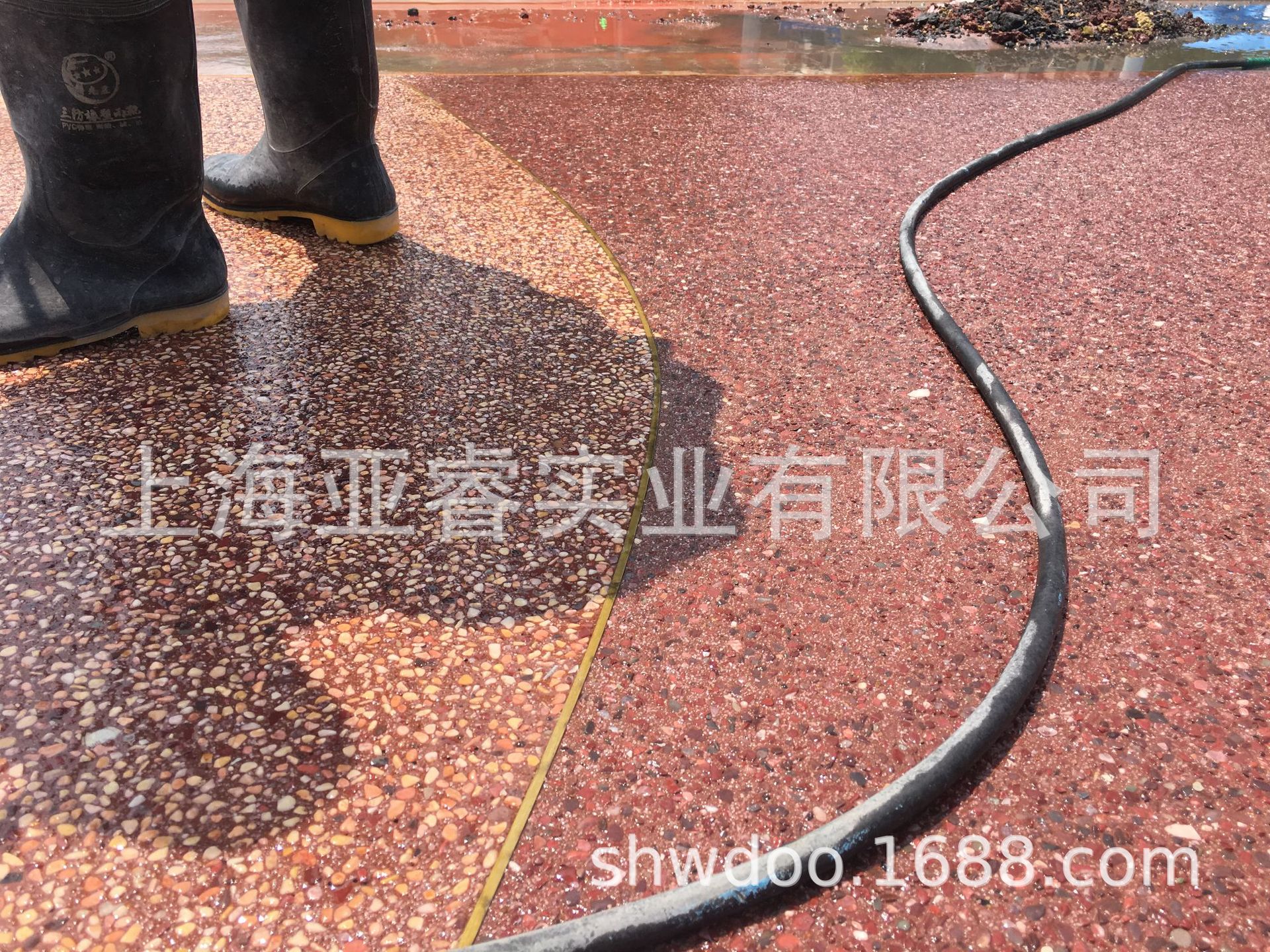 砾石混凝土，砾石景观路面，彩色砾石聚合物地坪