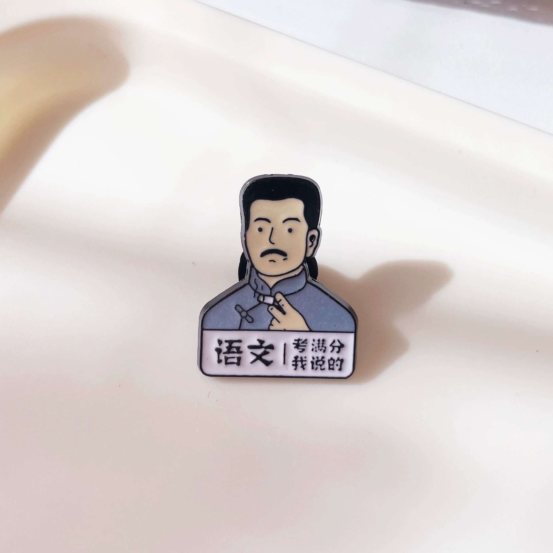 Cute brooch for students, badge, backpack, pencil case, pin