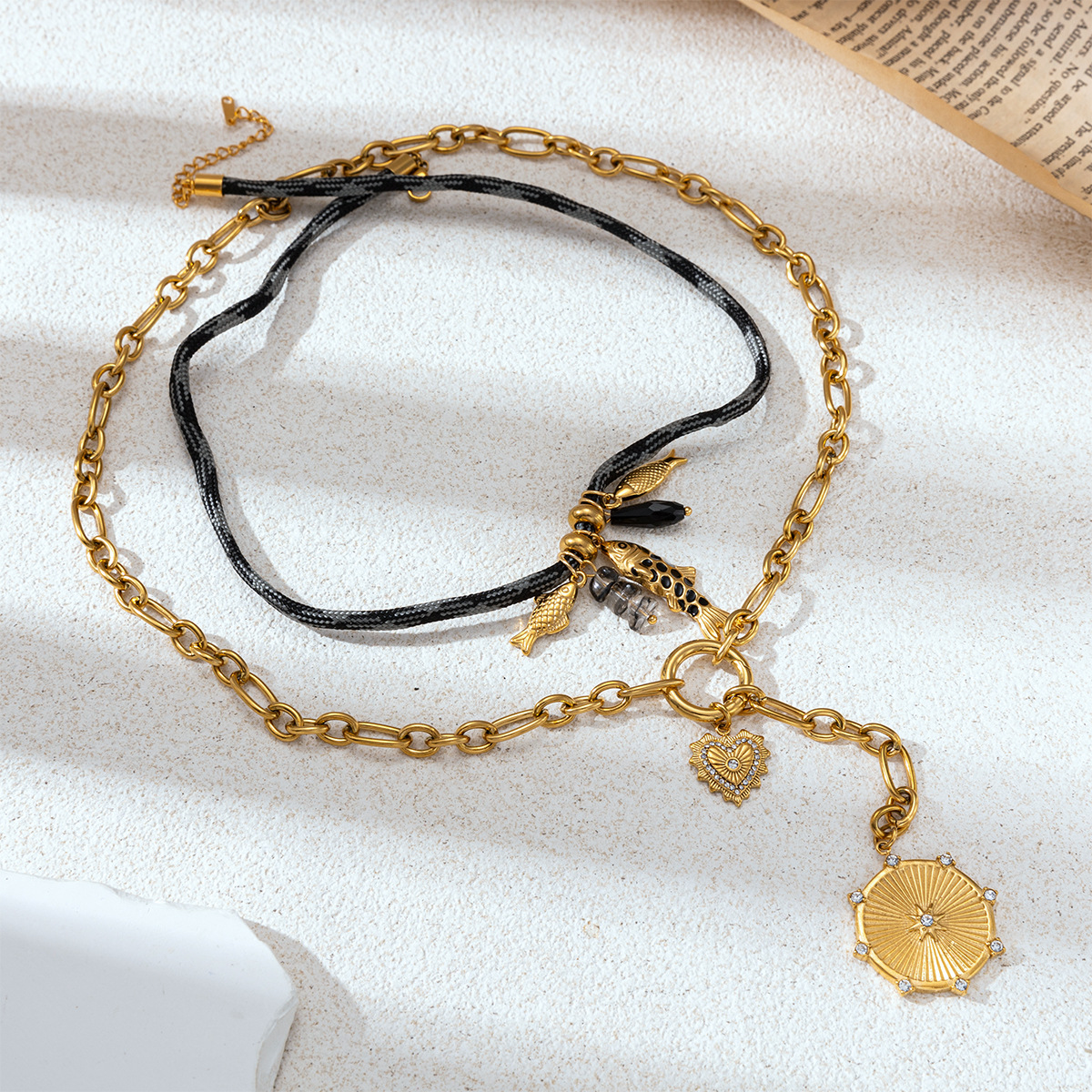 Tiana estilo europeo y americano collar de acero inoxidable para mujeres no desvanecerse nicho de moda cadena de clavícula de acero de titanio joyería de venta caliente transfronteriza