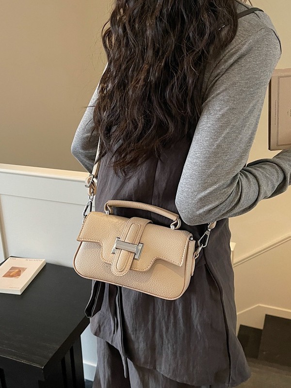 Nicho popular de moda, bolso de mano, bolso cuadrado pequeño para mujeres 2026 nuevo estilo de lujo ligero de alto nivel, bolso de hombro universal