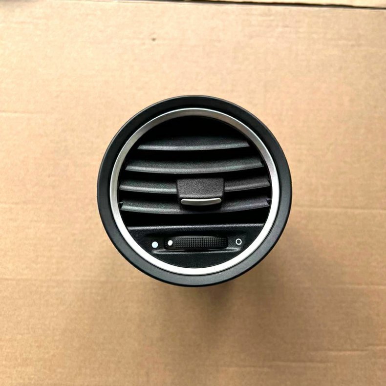 Suitable for Roewe 350 Dashboard Air Outlet, Central Air Conditioning Outlet, and Left and Right Ventilation Installation Inside the Car