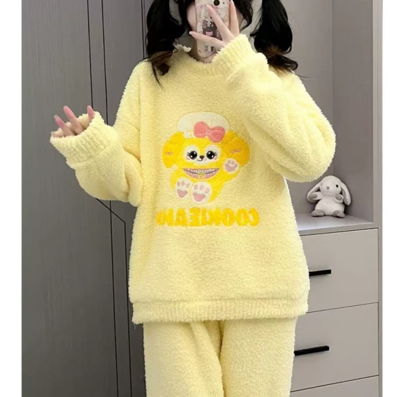 2025新款半边绒绣花睡衣套装女冬季甜美卡通加厚保暖软绵绵家居服