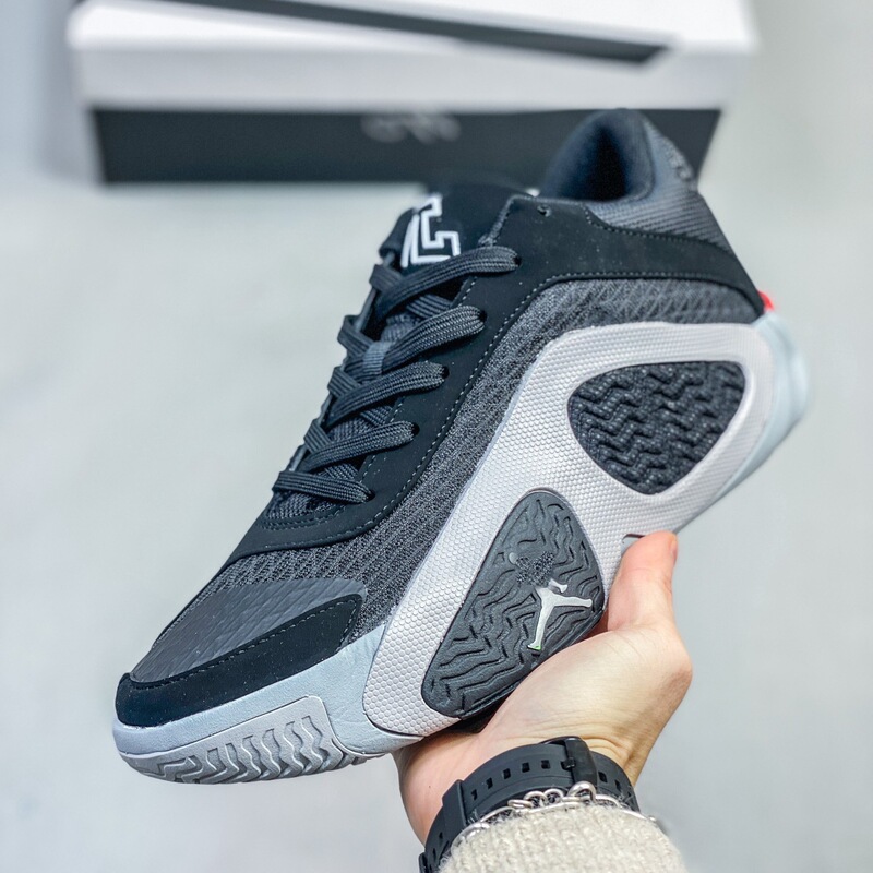 Putian Tatum 2 Men's Practical Basketball Shoes Joe Rex Rabbit Tatum Signature Sneakers Air Cushion Breathable Sports Shoes