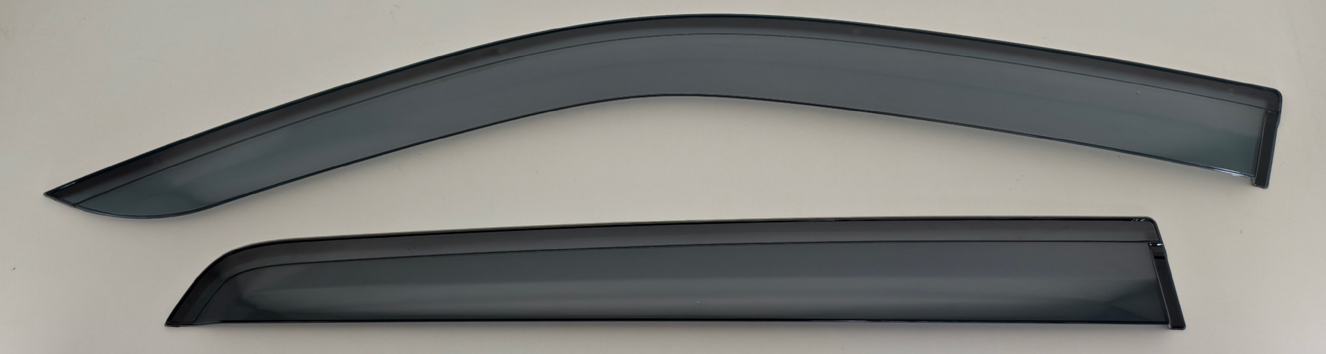 Suitable for Toyota Hilux Invincible Window Visor Rain or Shine Shield (Europe)