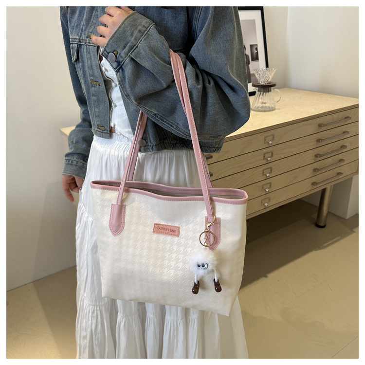New simple and casual tote bag wholesale, cross-border shopping, commuting, armpit bag, large capacity, trendy and fashionable shoulder bag undefined