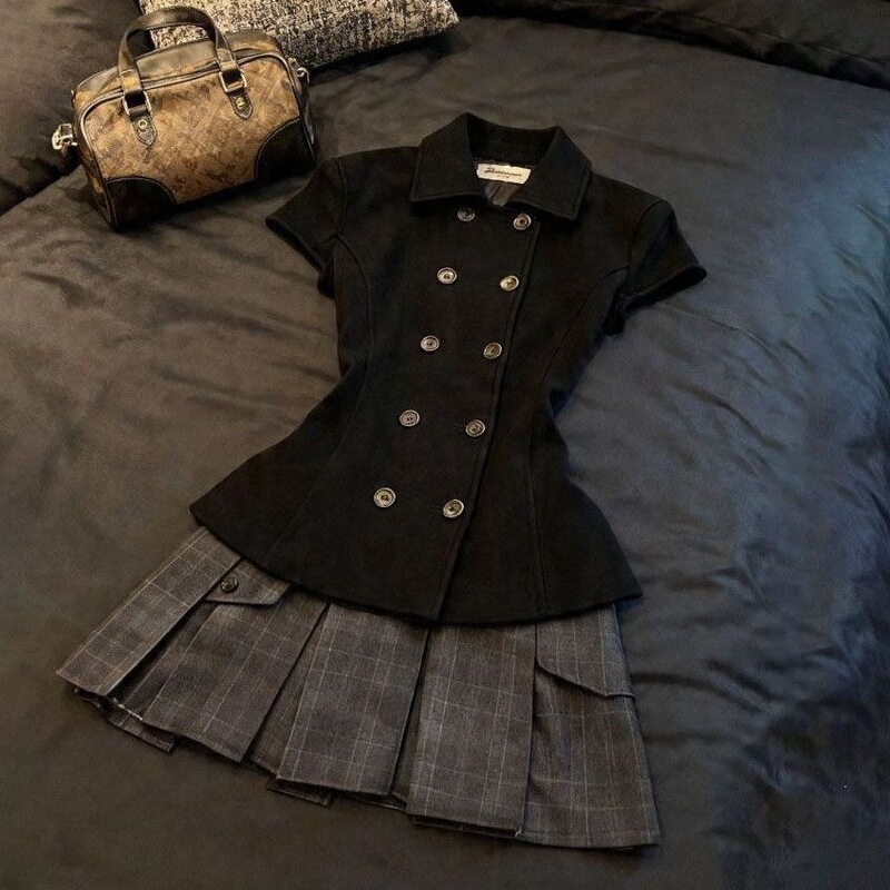 Korean Style Retro Fashion College Style Double-Breasted Black Shirt Top for Women + High-Waisted Pleated Short Skirt Two-Piece Set Korean Style Retro Fashion College Style Double-Breasted Black Shirt Top for Women + High-Waisted Pleated Short Skirt Two-Piece Set