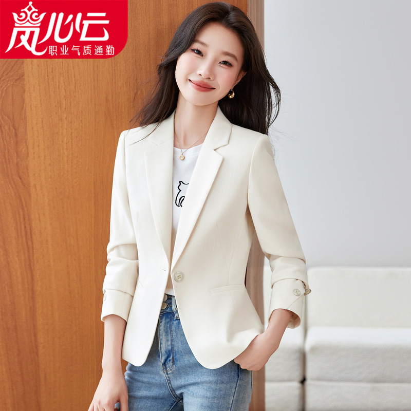 Apricot-colored women's blazer 2026 new style, elegant and slim-fitting, suitable for petite individuals, short commuter jacket 8621 Apricot-colored women's blazer 2026 new style, elegant and slim-fitting, suitable for petite individuals, short commuter jacket 8621