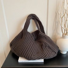 ���Դ����������r�г����|��Ůʿ�μ���ﶬ���¿�2025���e���ذ�