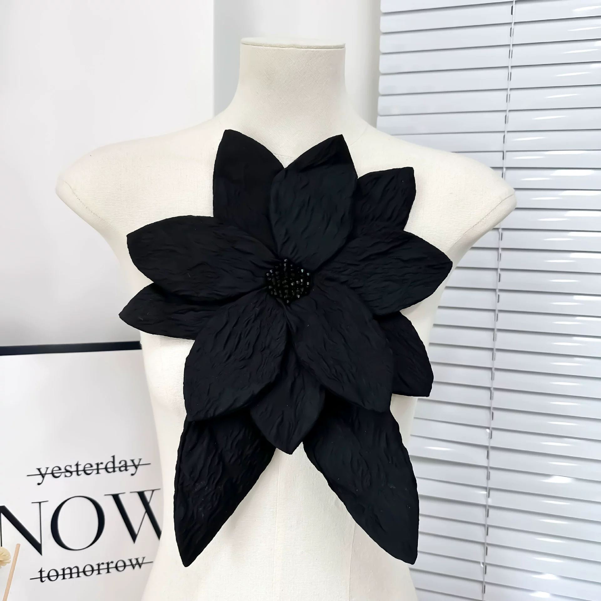 Стикер, платье, оптом, новая коллекция, стиль Chanel, с цветочным рисунком