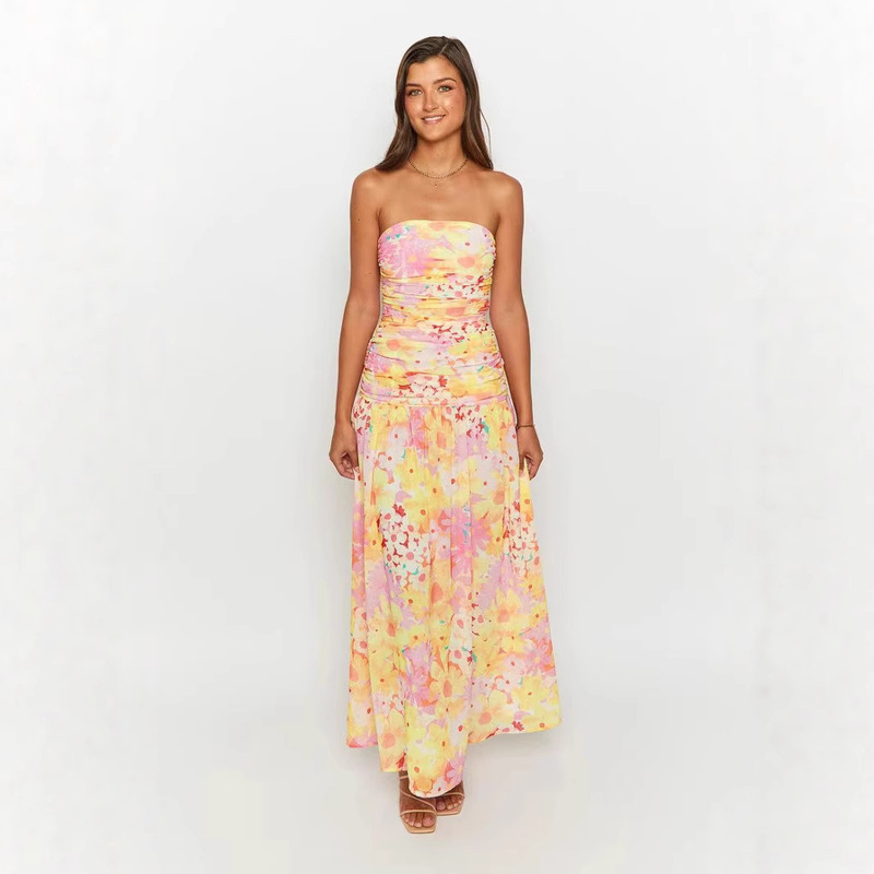 European and American Style Women's Clothing, Strapless Printed Holiday-Style Long Dress with a Flowy Waist European and American Style Women's Clothing, Strapless Printed Holiday-Style Long Dress with a Flowy Waist